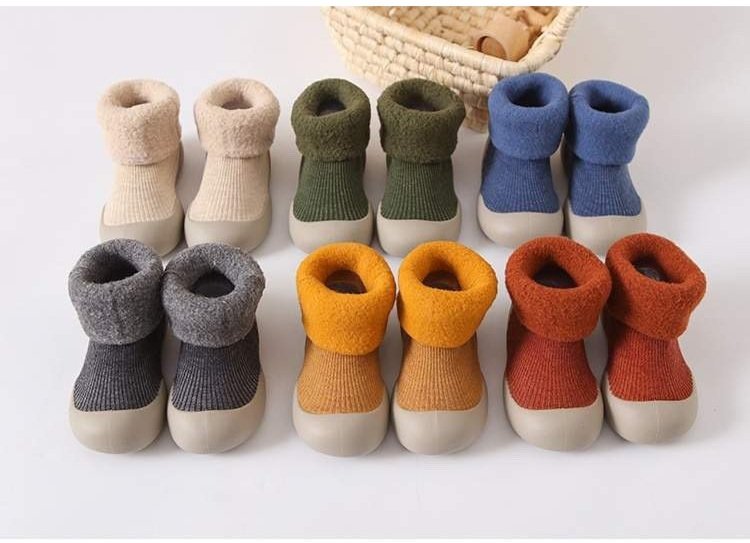 Fleece-Lined Sock Shoes