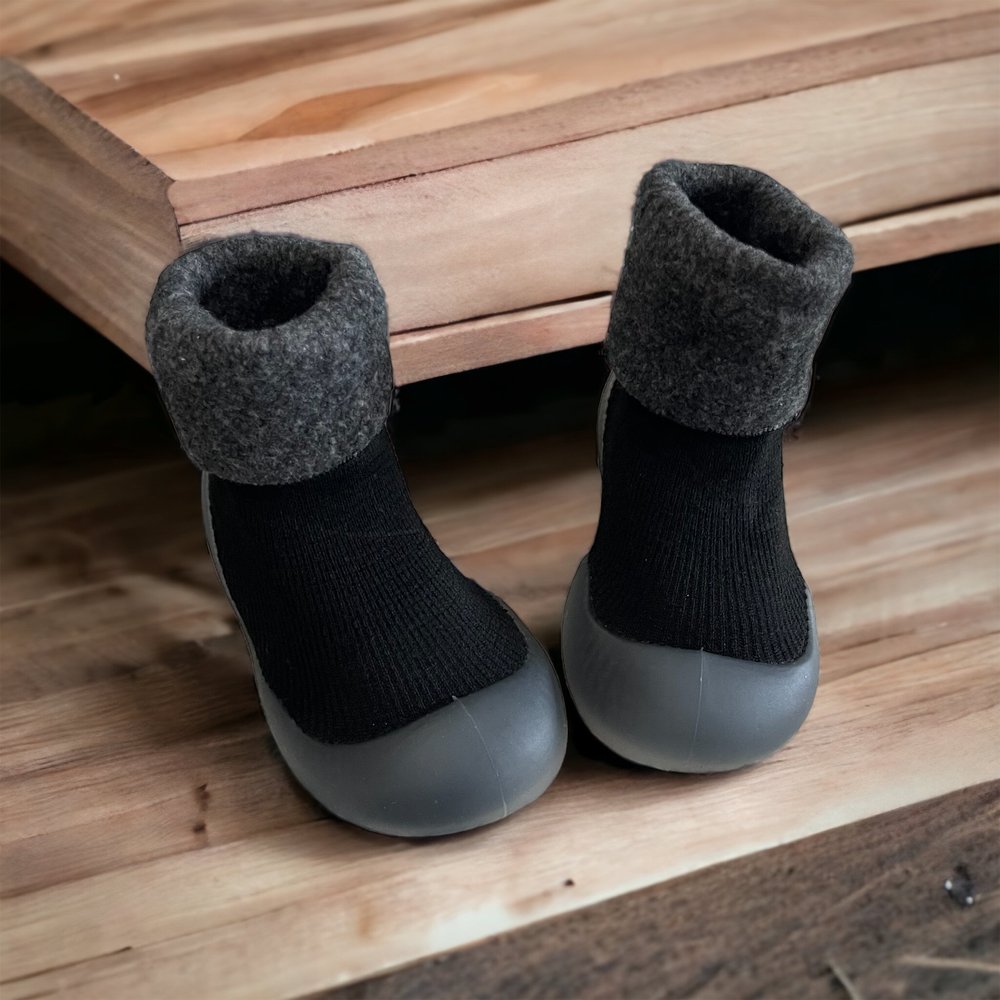 Fleece-Lined Sock Shoes